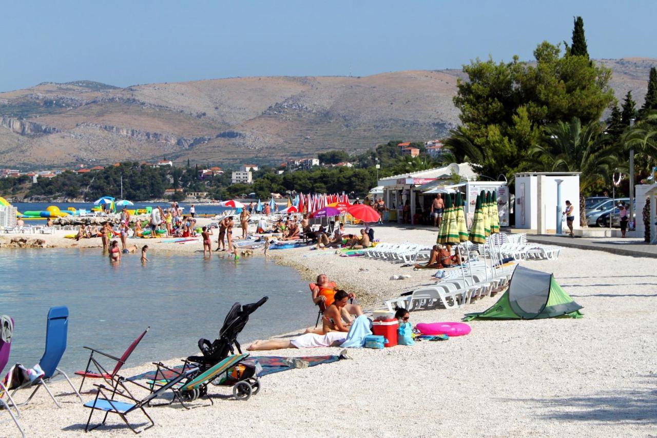 Apartments With A Parking Space Okrug Gornji, Ciovo - 13859 Trogir Zewnętrze zdjęcie
