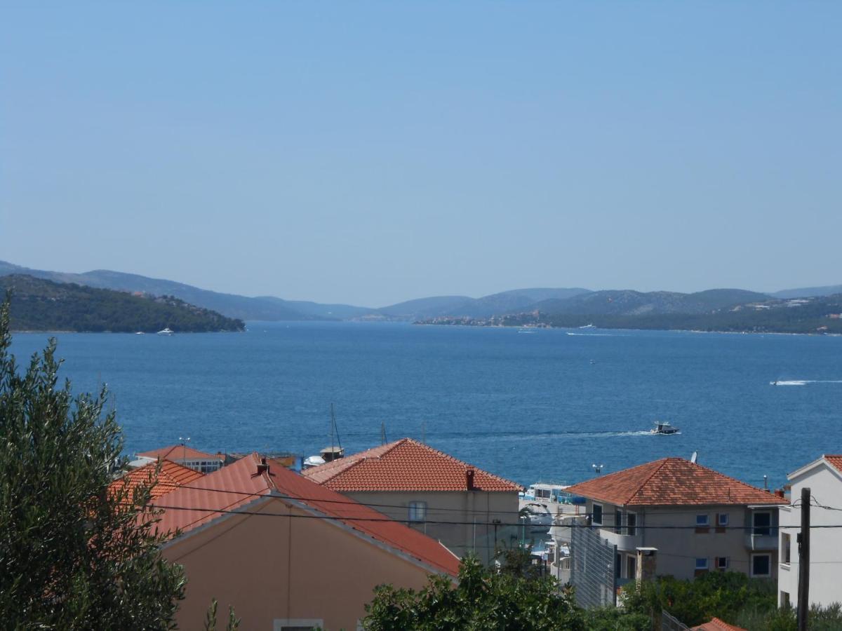 Apartments With A Parking Space Okrug Gornji, Ciovo - 13859 Trogir Zewnętrze zdjęcie